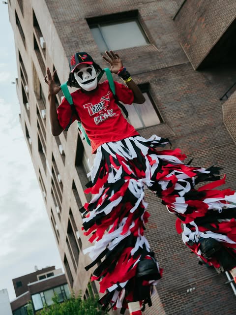 Stilt performer at Neighbor Fest